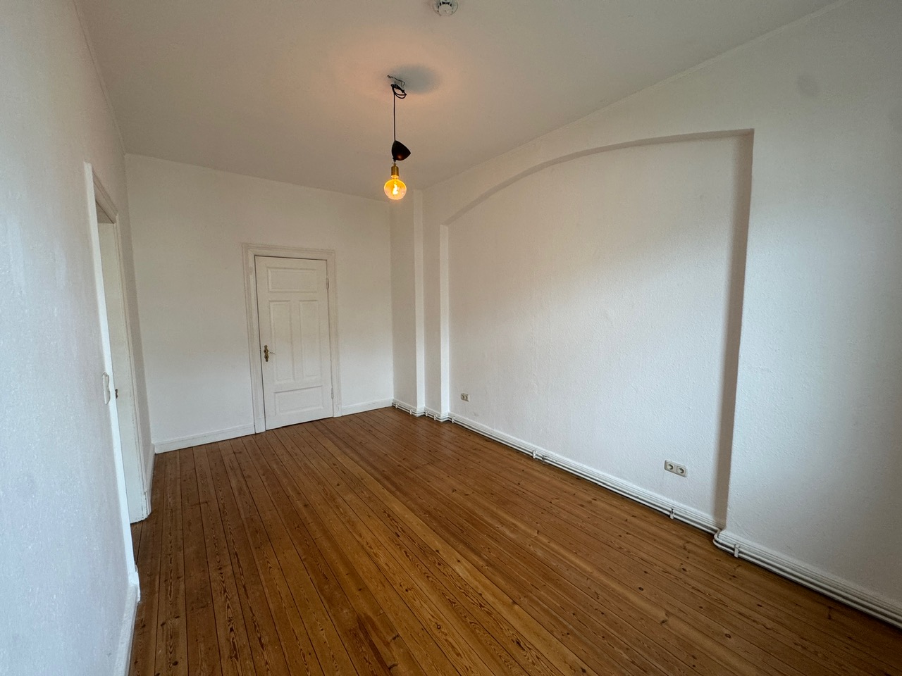 Wohnen direkt an der Wakenitz in der Yorckstraße 23, 3 Ziimmer ca. 64qm, FREI zum 01.02.2027 - Foto 1